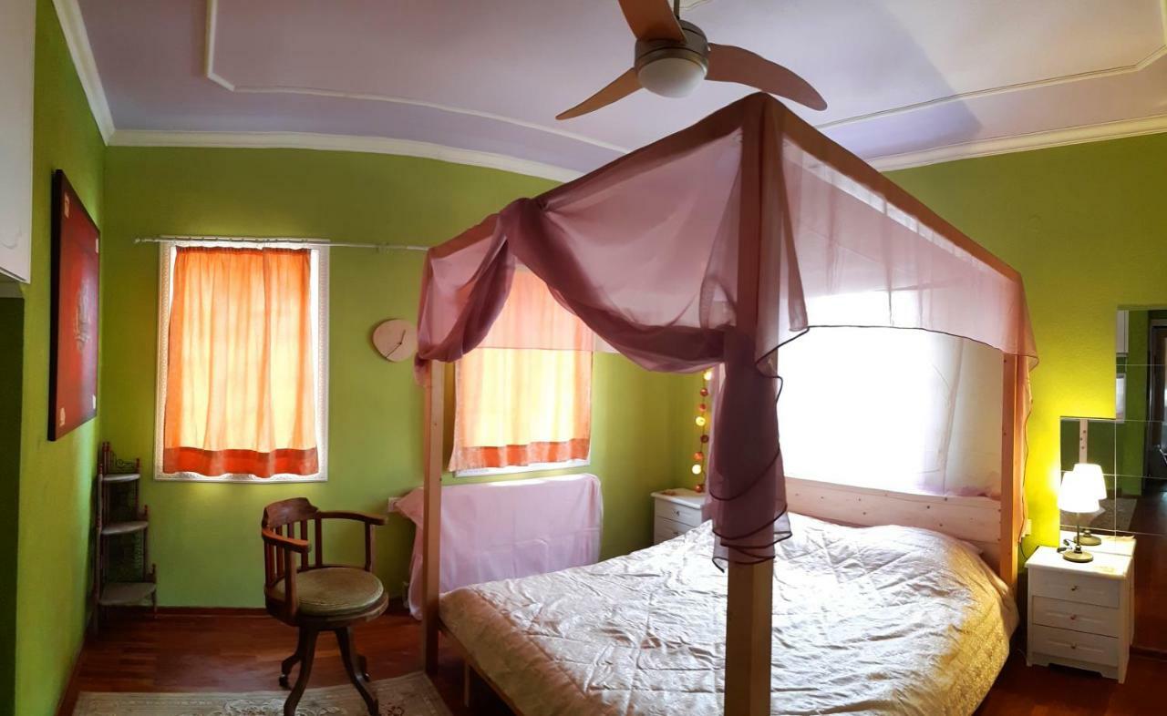 Little Island Resort Nisos Ioanninon ภายนอก รูปภาพ